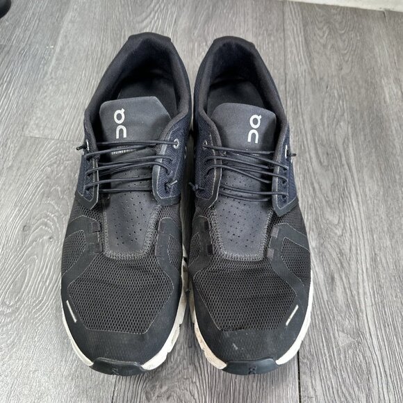 On Cloud 5 Swiss Engineering Mens Sz 13 Shoes Black White Athletic Shoes Read main image 5